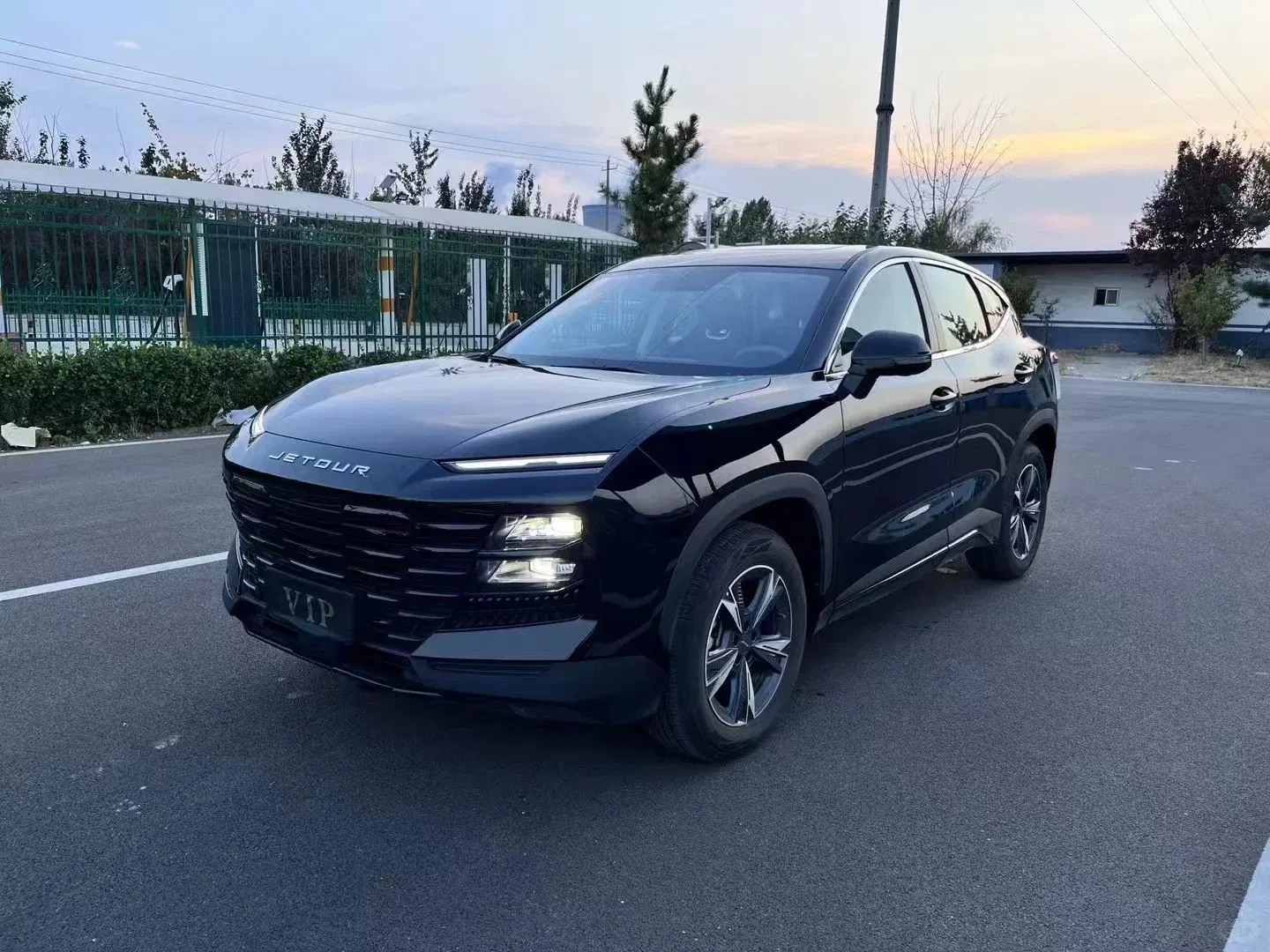 2024 Hot Selling Comfortable Car Chery Automobile Jetour Dasheng 1.5t DCT Starry Peanut Auto Car Made in China Cheap Car High Speed SUV Fuel Vehicles Used Car