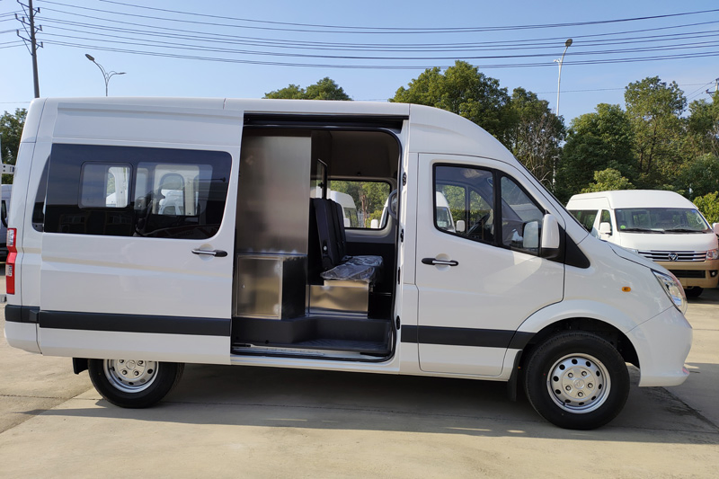 Foton Toano Cheap Hearse - Vehicle Size 5495-2000-2445mm Commercial High-Capacity Funeral Transport Vehicle