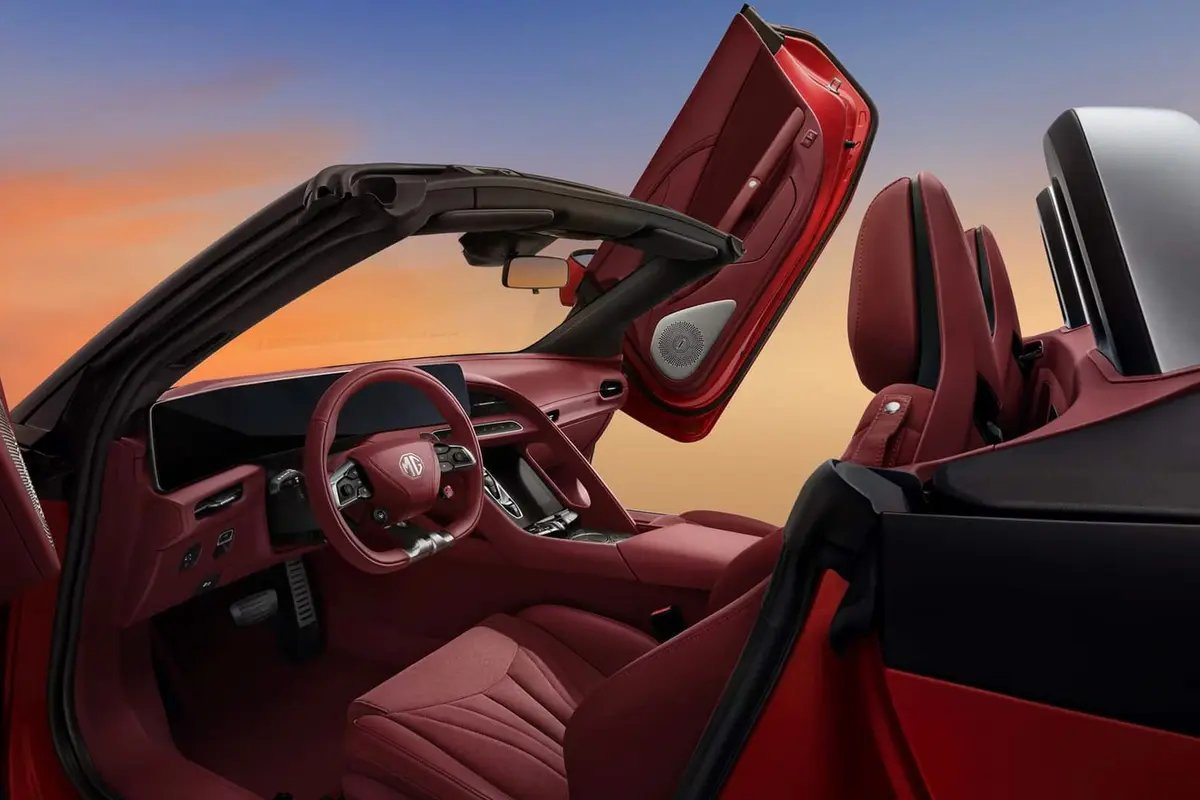 2024 Mg Cyberster High Performance New Energy Vehicle Roadster Good Looking Electric Coupe Sport Car Mg Cyberster EV Car