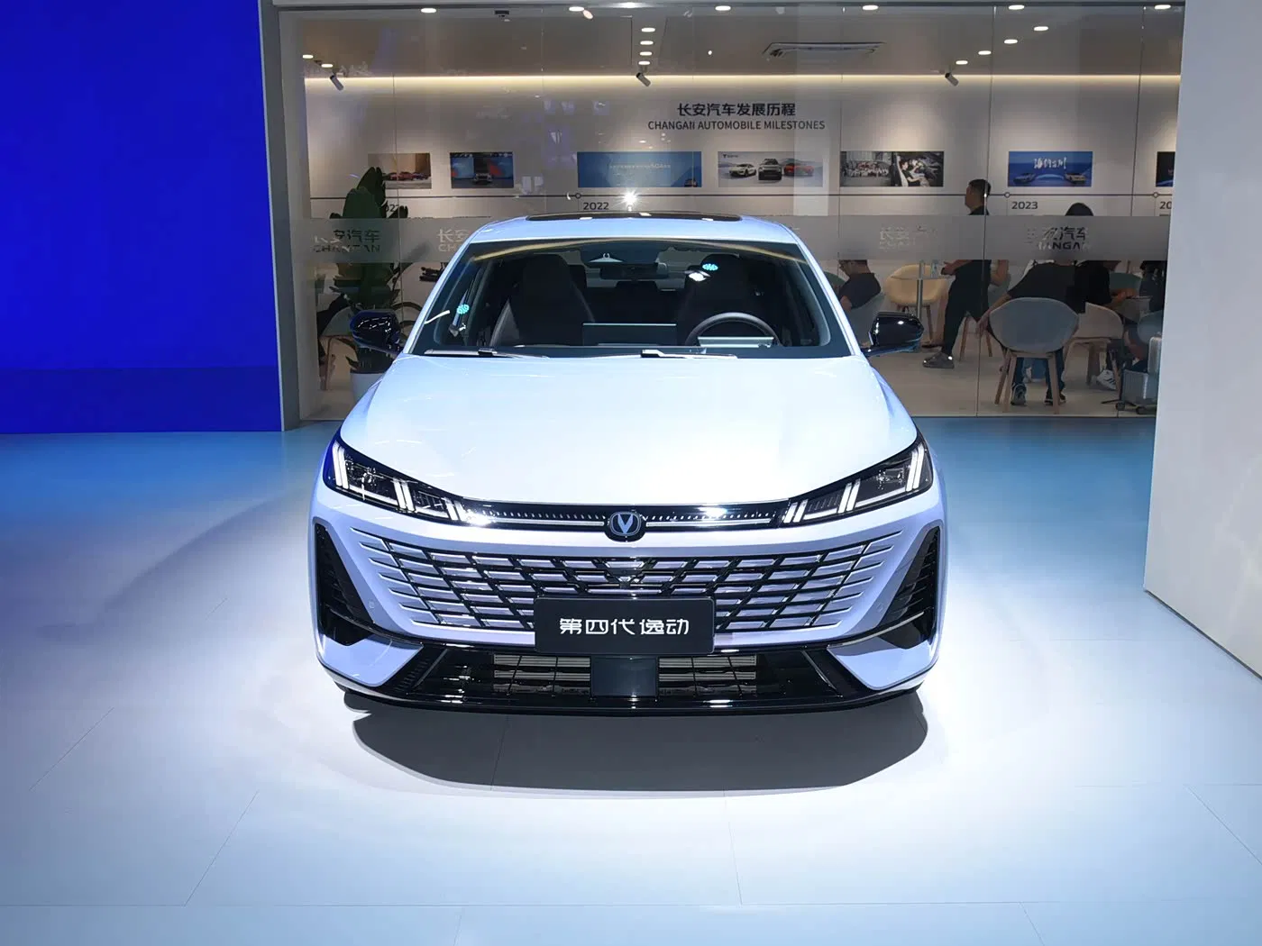 Eado Exterior Details