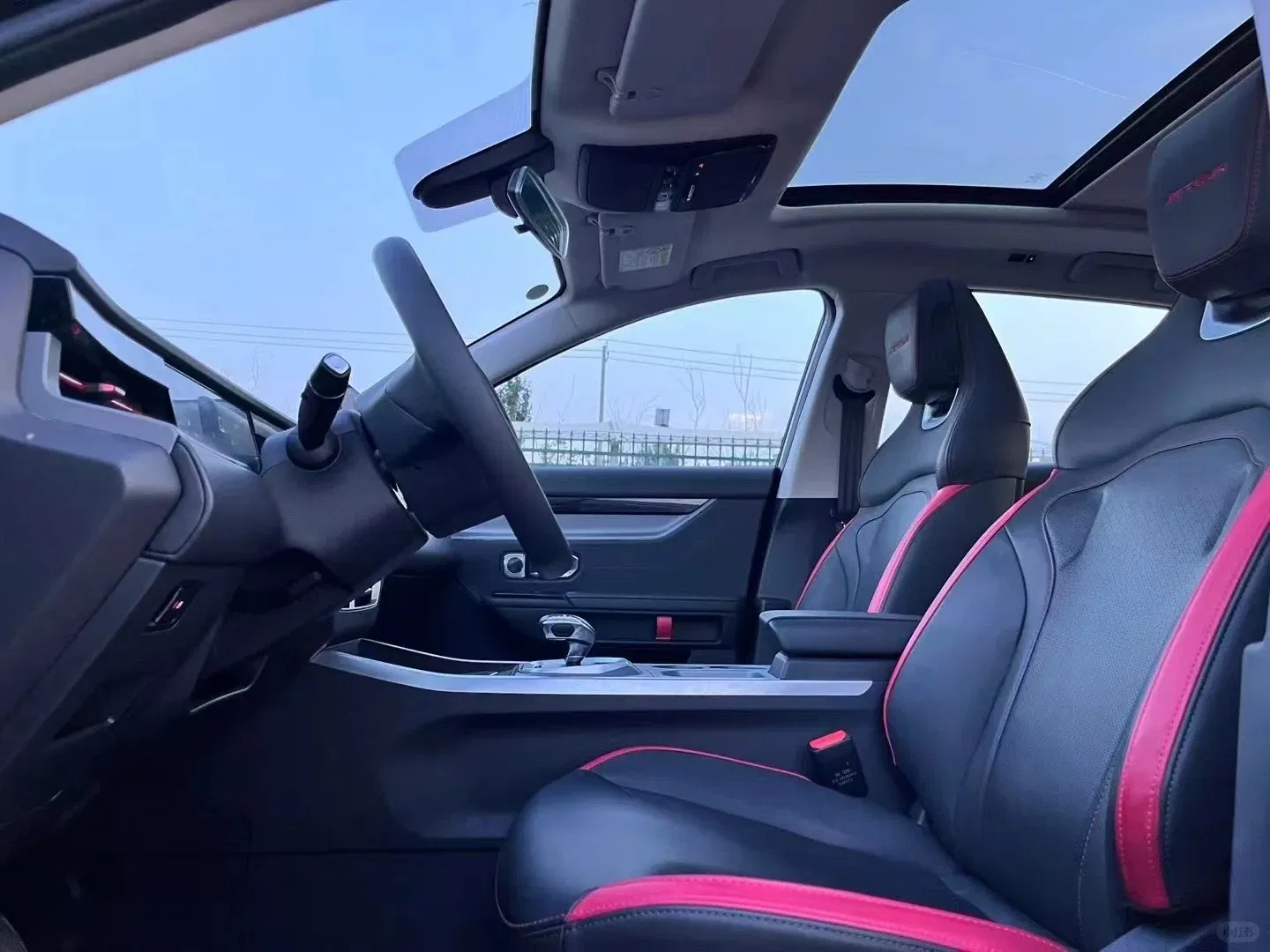 2024 Hot Selling Comfortable Car Chery Automobile Jetour Dasheng 1.5t DCT Starry Peanut Auto Car Made in China Cheap Car High Speed SUV Fuel Vehicles Used Car