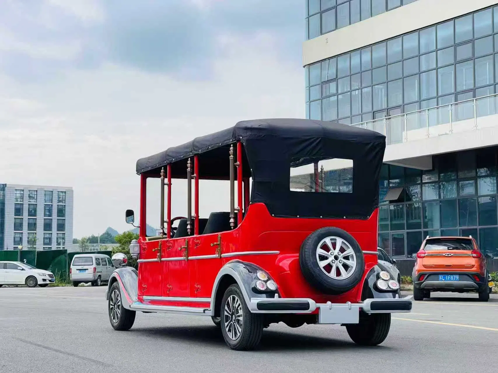 5kw 5 Passenger Hotel Electric Luxury Classic Old Vintage Car