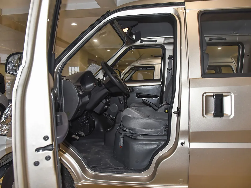 Wuling Glory 1.5L Rear