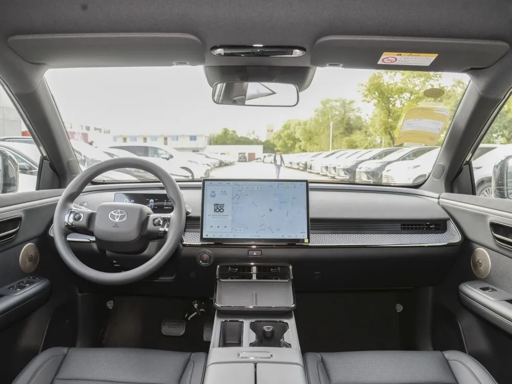 Electric Vehicle View 6