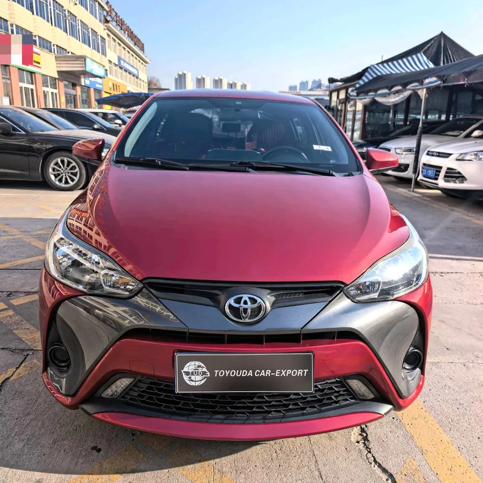 Toyota Yaris L Top View