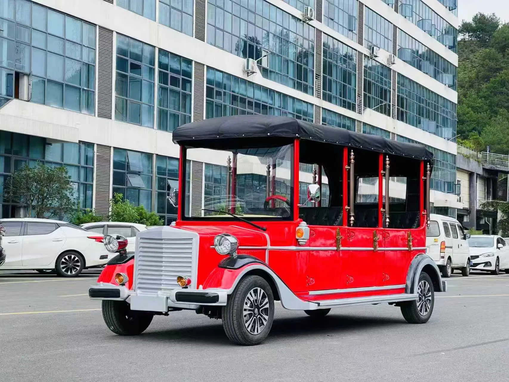 5kw 5 Passenger Hotel Electric Luxury Classic Old Vintage Car