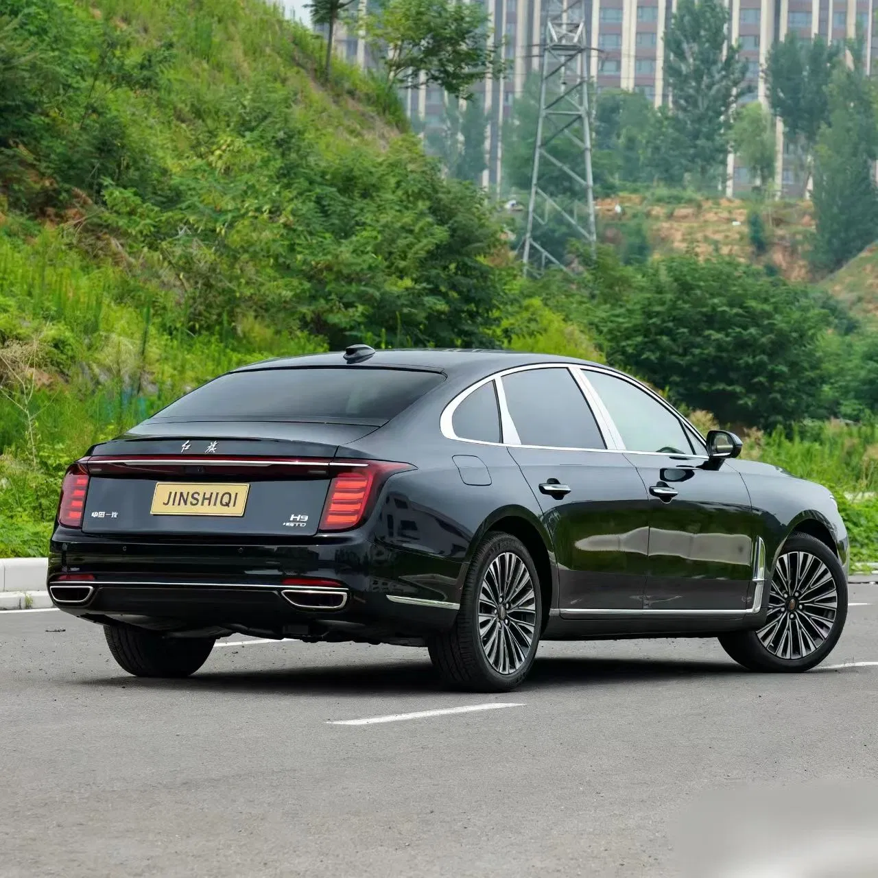 H9 Automatic Awd Container Elegant Executive Hongqi H9 Luxury Sedan