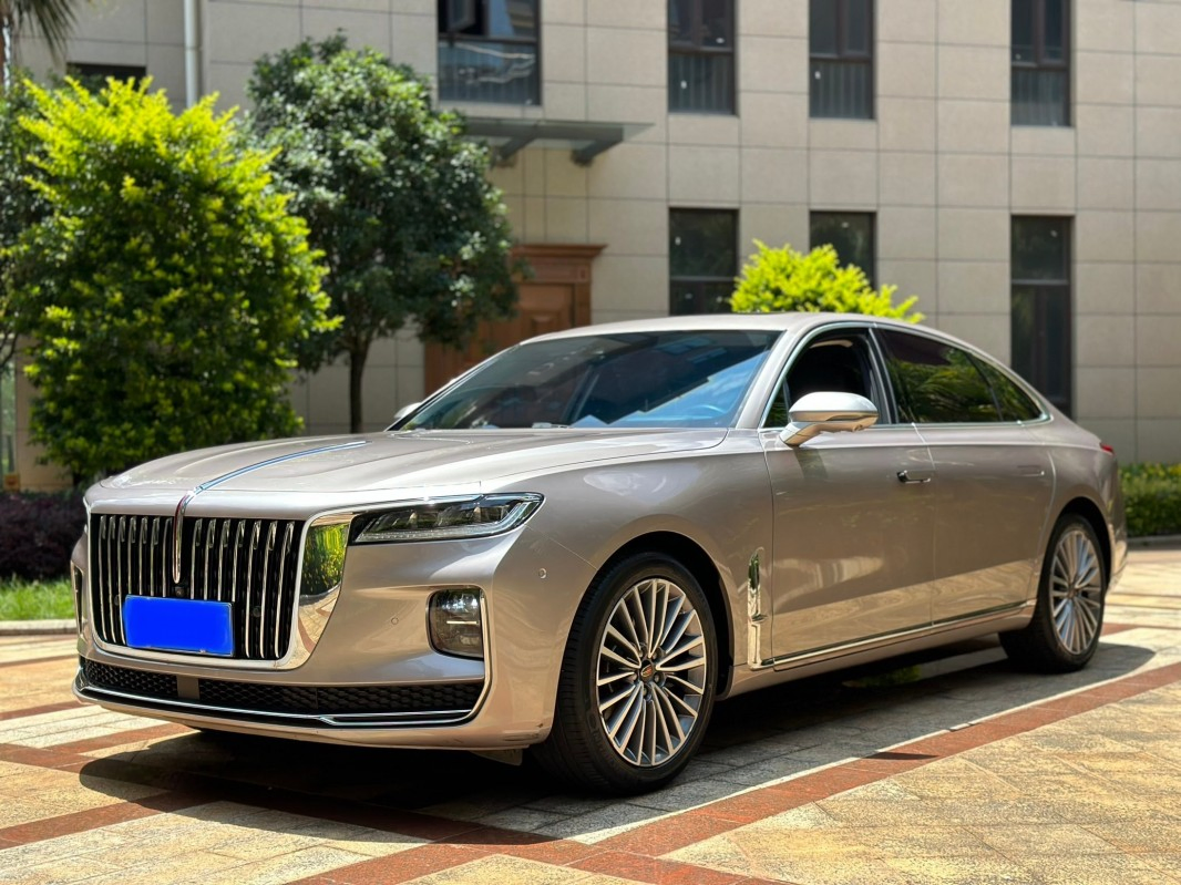 Hongqi H9 Gasoline Cars Luxury Sedan Brand 2.0t High Performance Used Cars High Speed 230km/H Petrol Car Auto Car Second Hand Car