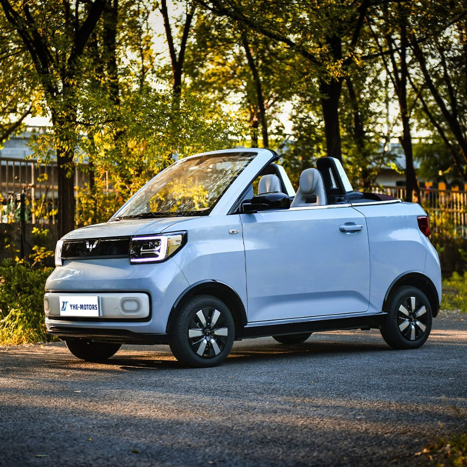 Best Selling Wulinghongguang Made in China Cabrio Convertible Cheapest Car