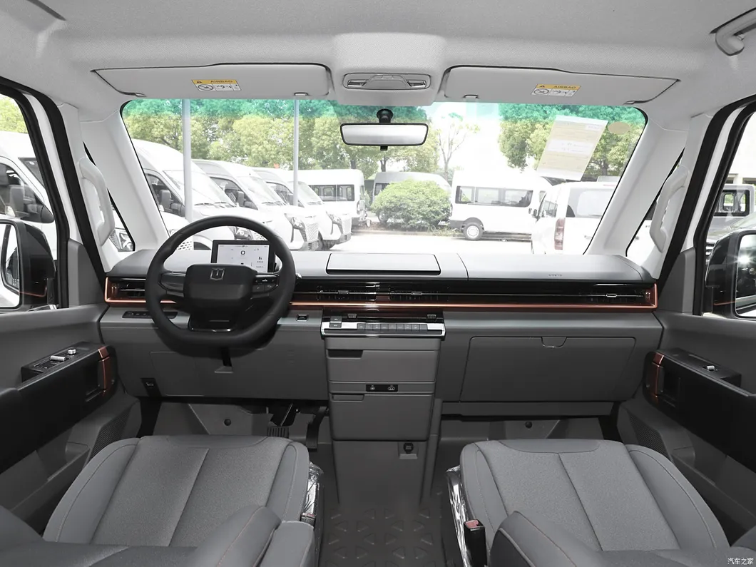 Electric Minivan Display 2