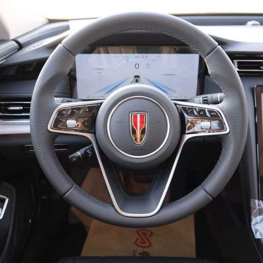 Hongqi H5 Chinese Hybrid Electric Car, Used Gasoline, Spacious, Hot-Selling, High-Quality, Long-Range, Used Gasoline, Spacious Family Electric Car