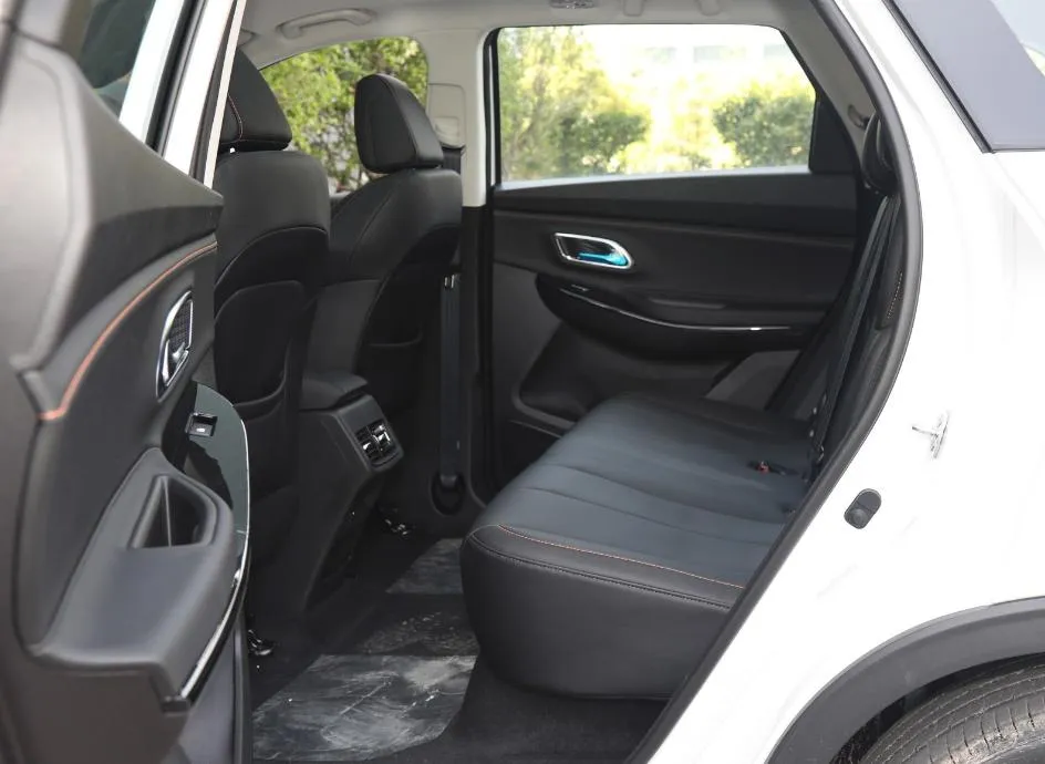 Oushang X7 Plus Interior