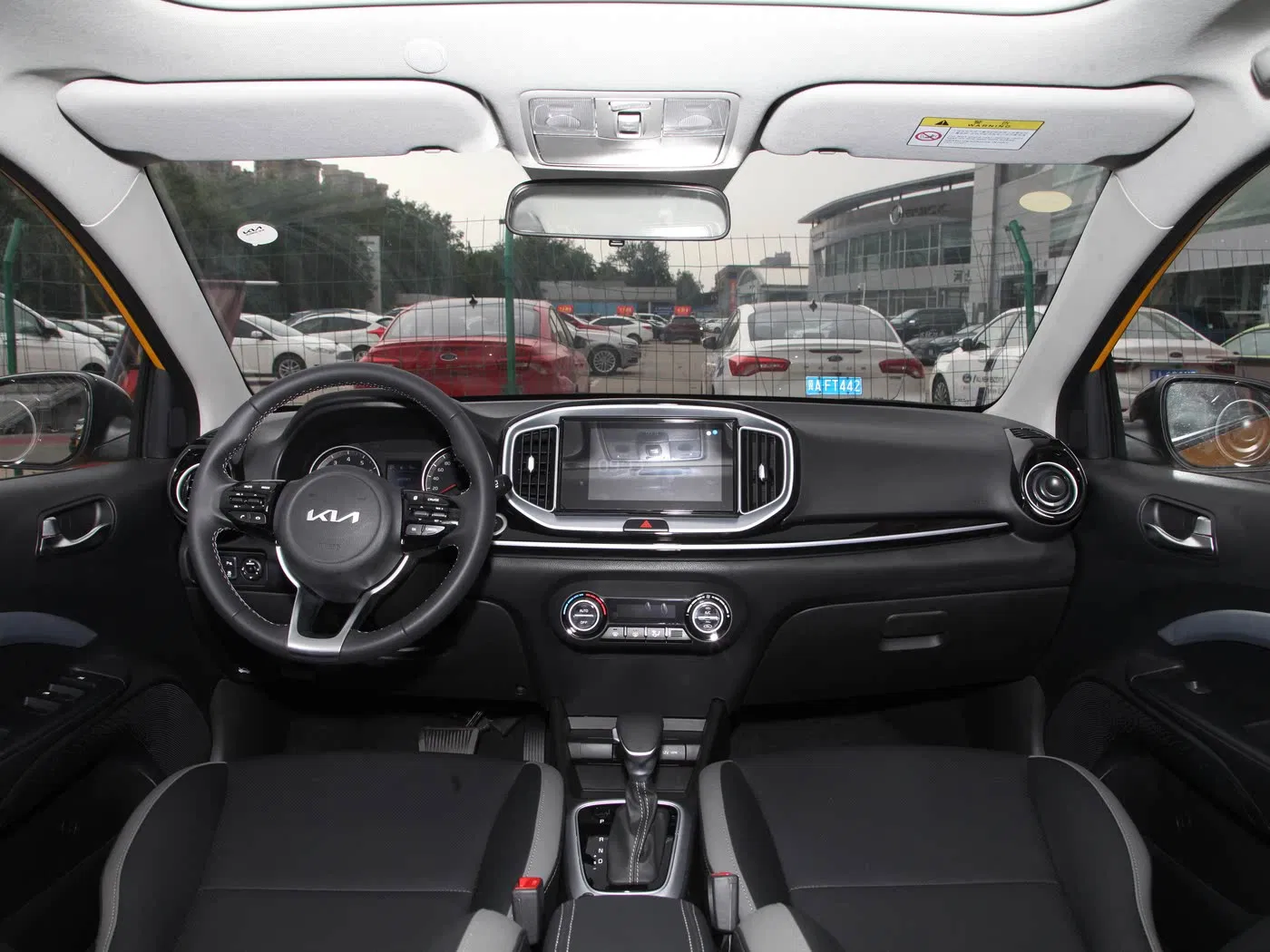 2025 New Car KIA Kx1 1.4L CVT Sunroof Edition Compact SUV Gasoline Auto Car