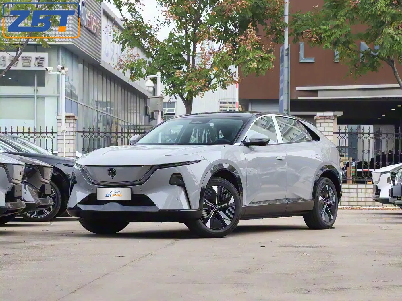 Made in China Changan Mazda Ez-60 SUV, Automatic, Five-Door, Five-Seater, Hatchback, 600 Km Range at High Speed, New Energy SUV