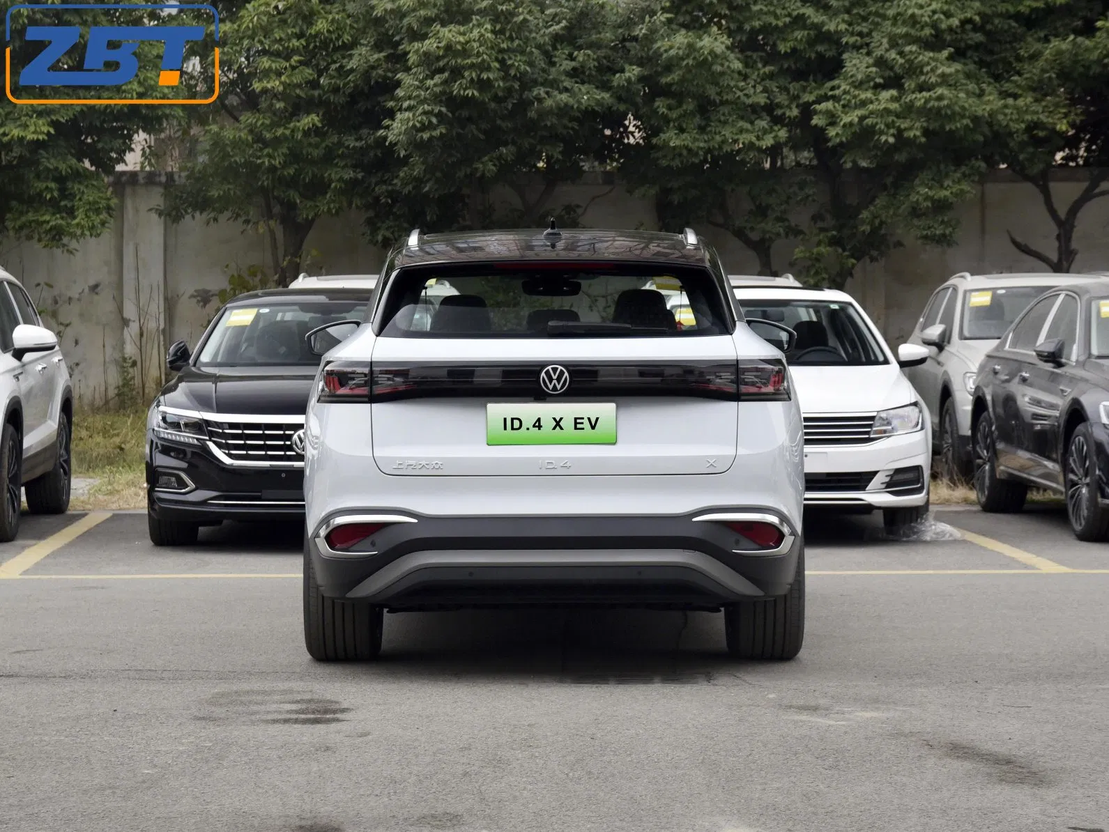 Cheap Price ID4 Green EV 4X2 2WD Rwd Bas Acc Compact SUV Long Range Nedc Electric Private Car with Lithium Battery