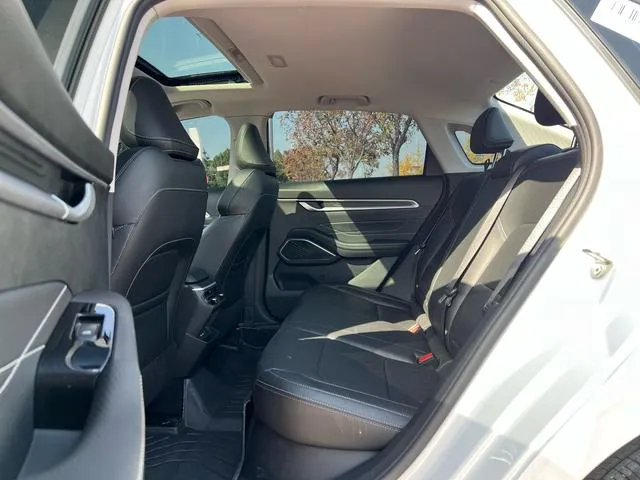 Geely Emgrand View 4