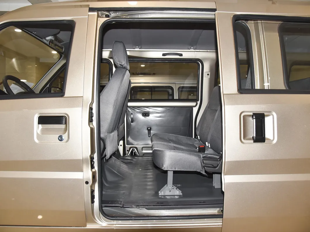 Wuling Glory 1.5L Storage