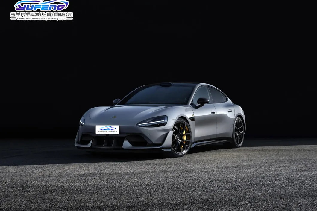 Xiaomi SU7 Ultra Sport Mode