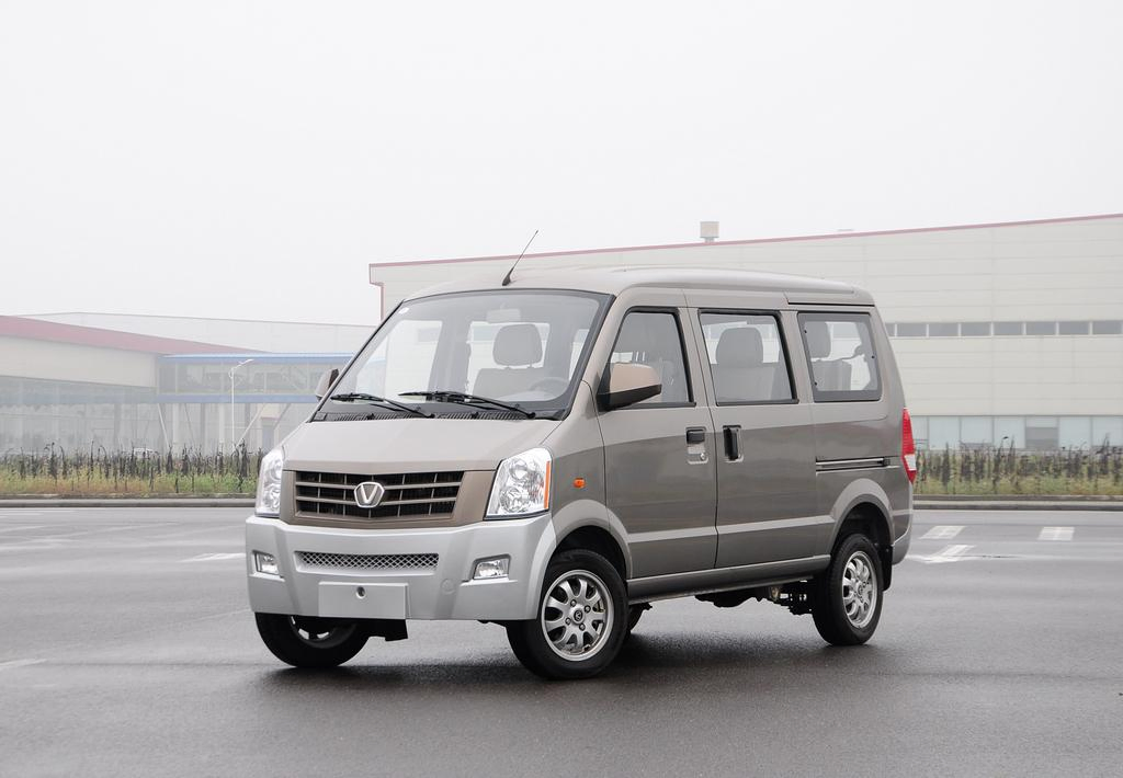 1.5L Gasoline Minivan