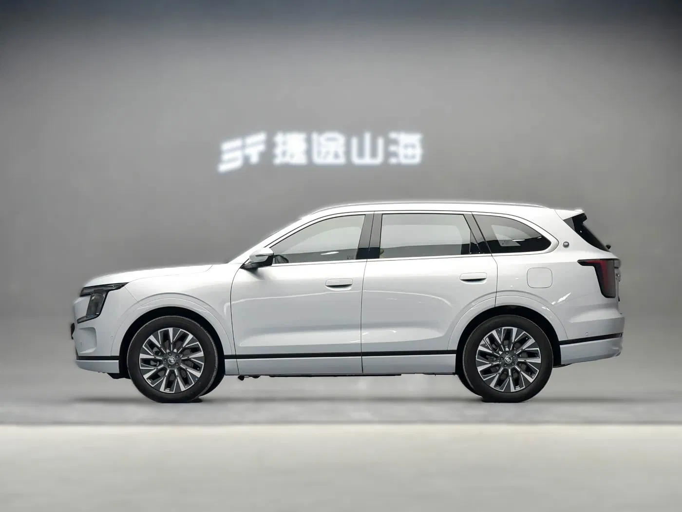 New Car Jetour Shanhai L7 Plus 2025 220km Flagship 7-Seater SUV