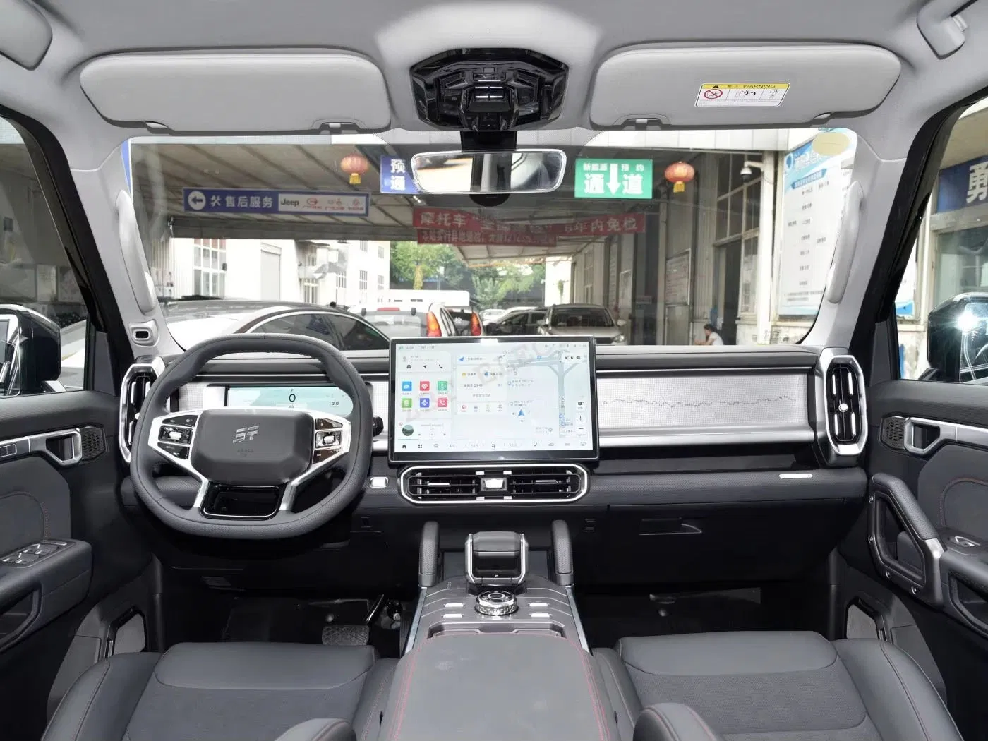 Jetour Traveler 5-Seater SUV 2.0t 254 Horsepower Pure Gasoline Hybrid