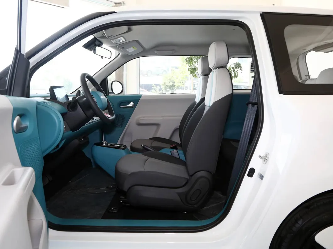 Changan Lumin Side View