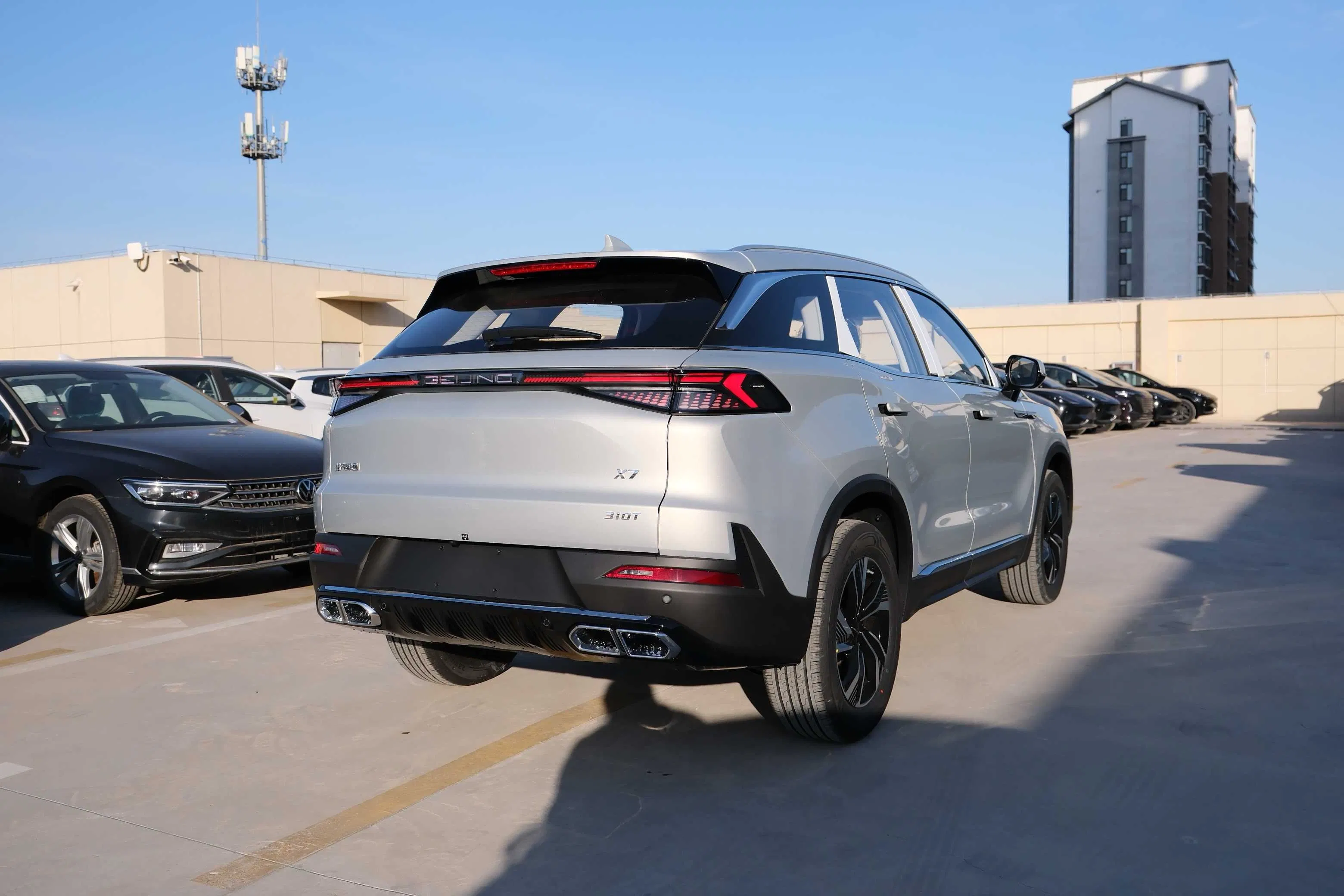 2023 Hot-Selling Second-Hand Beijing X7 Left-Hand Drive 5-Seater High-Quality 1.5td DCT Premium SUV for Family Use Gasoline Car