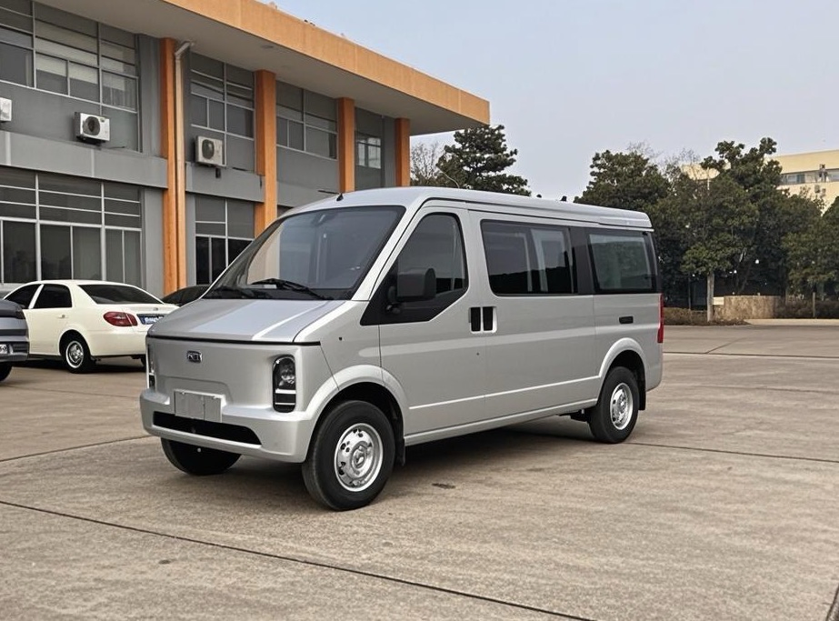 Acuwell High Performance Electric Minivan: Ideal for Global Commercial and Family Use