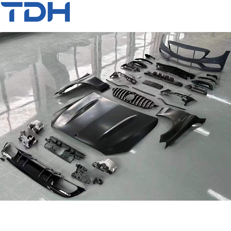 High-End PP Car Bumper Suitable for 2019 Mercedes-Benz C-Class W205 Coupe Upgrade to C63 Amg Front Bumper