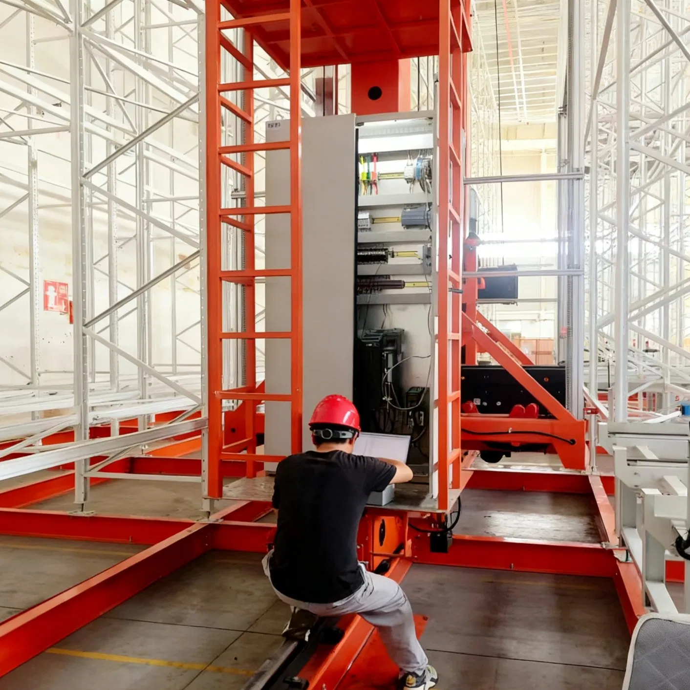 Automated Pallet Storage Warehouse System