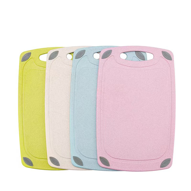 Innovative Double-Sided Cutting Board Made of Plastic for Easy Prep