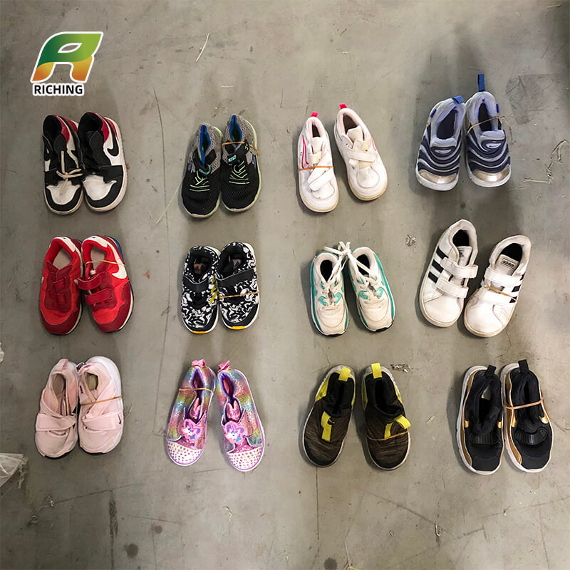 Sepatu Bekas Branded Original Hiking Running Sepak Bola Asia VIP Japan Korea Import Wholesale