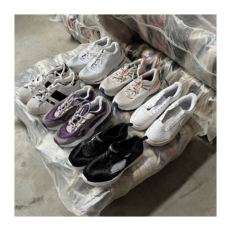 Sepatu Bekas Branded Bola Hiking Running Sepatu Boot Karungan Second Hand Wholesale Premium Asia Import