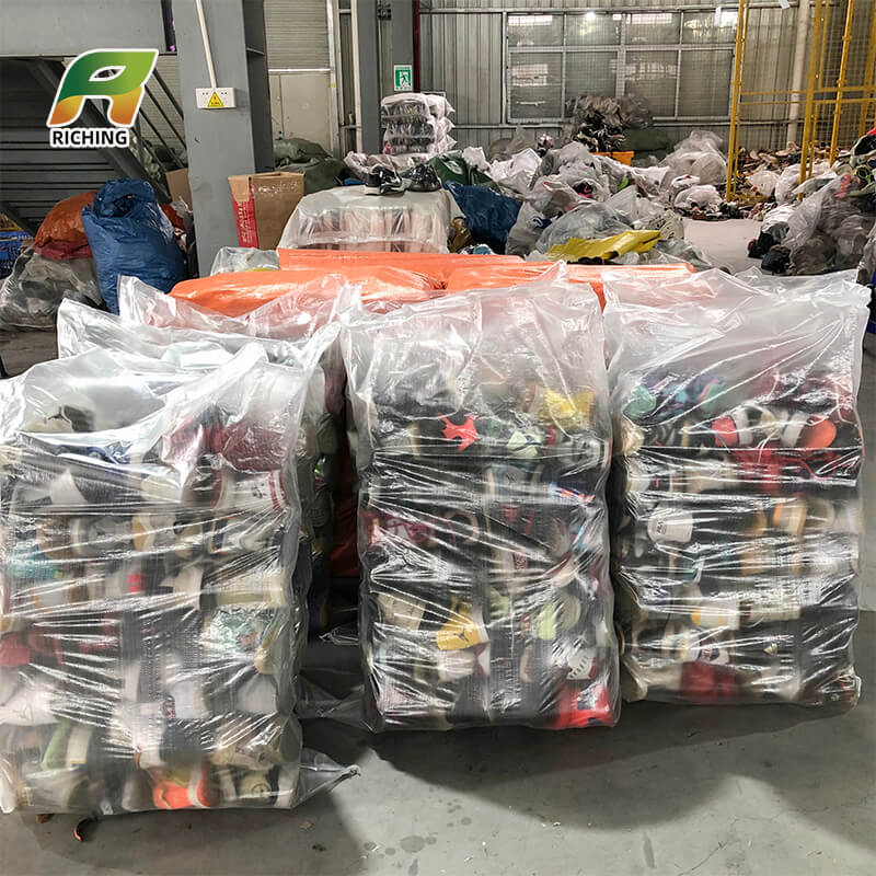 Sepatu Bekas Branded Original Hiking Running Sepak Bola Asia VIP Japan Korea Import Wholesale