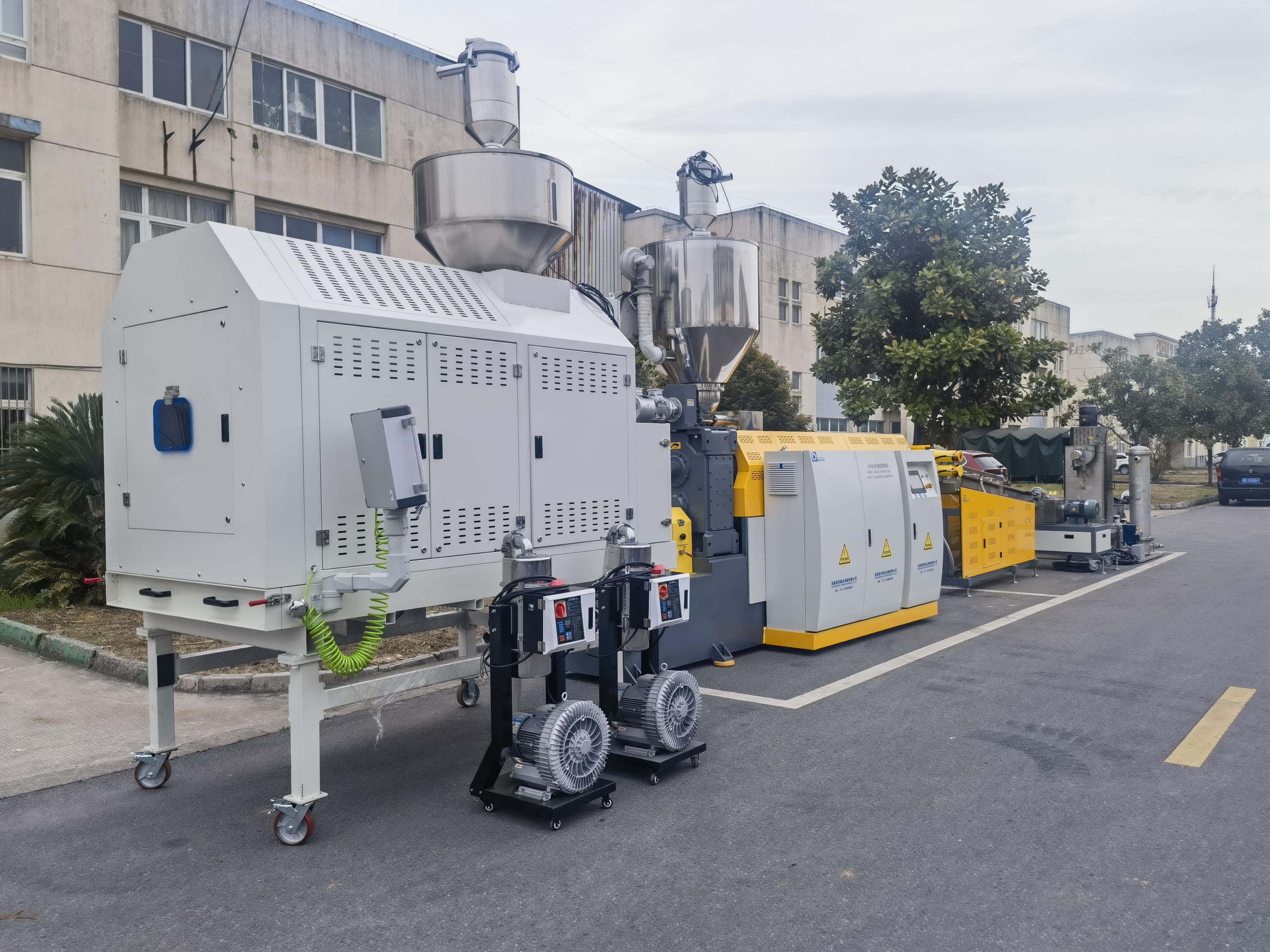 CE Certified PET Bottle Flake Granulation Line Manufacturer, Supplier
