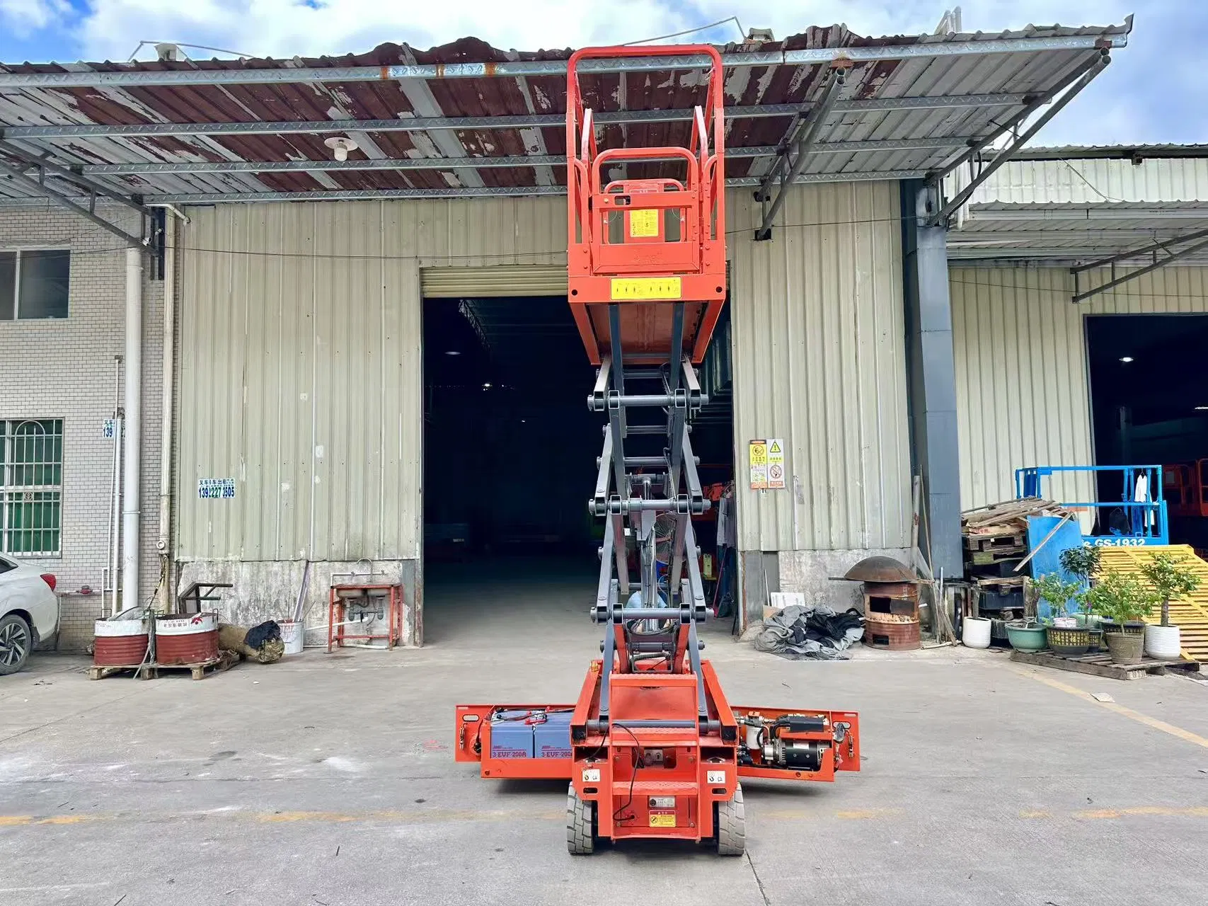 Smart Electric Self-Propelled Scissor Lifting Equipment