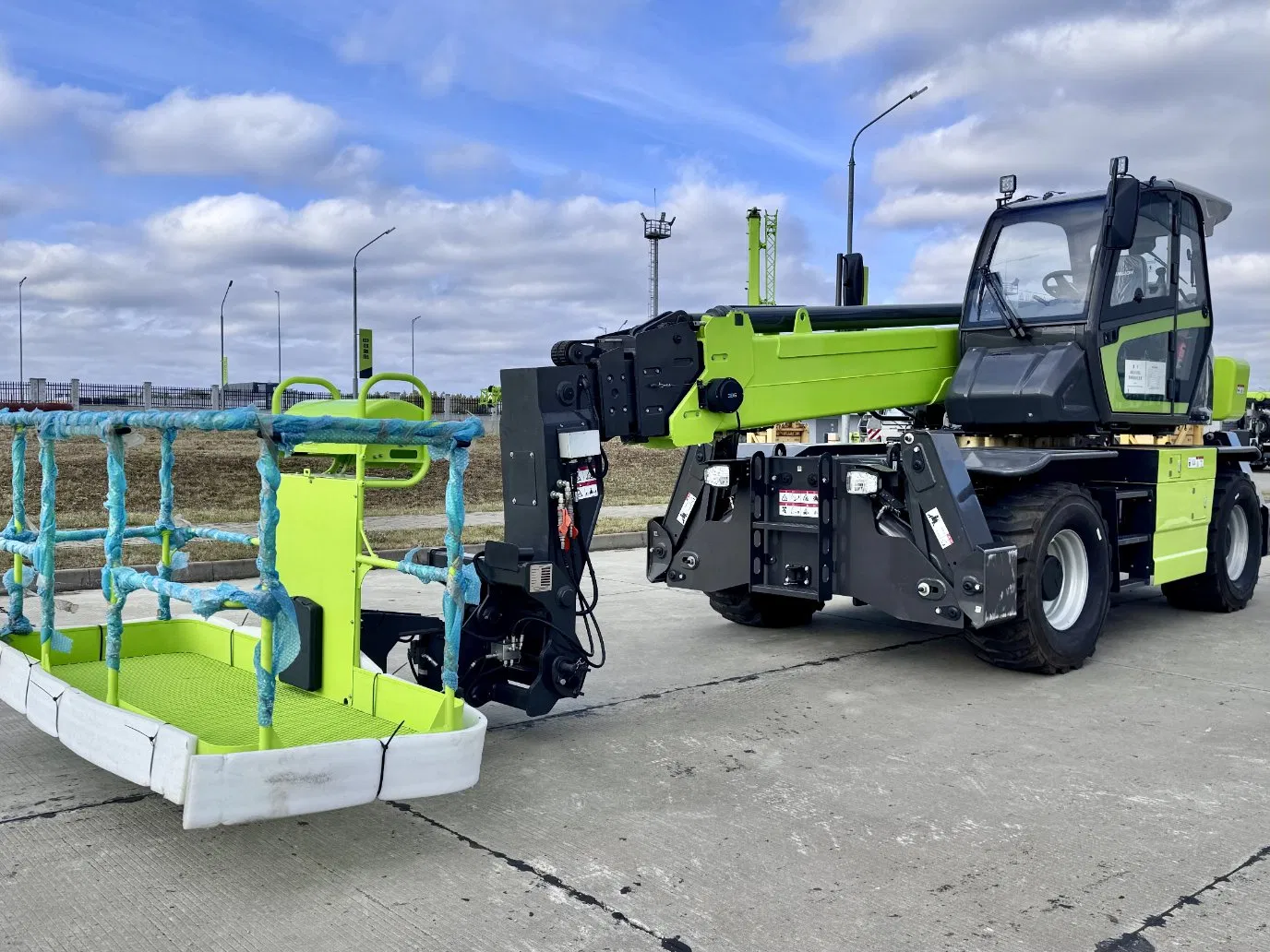 Zoomlion Zv18t 18m Boom Lift Mobile Elevated Work Platform for Maintenance