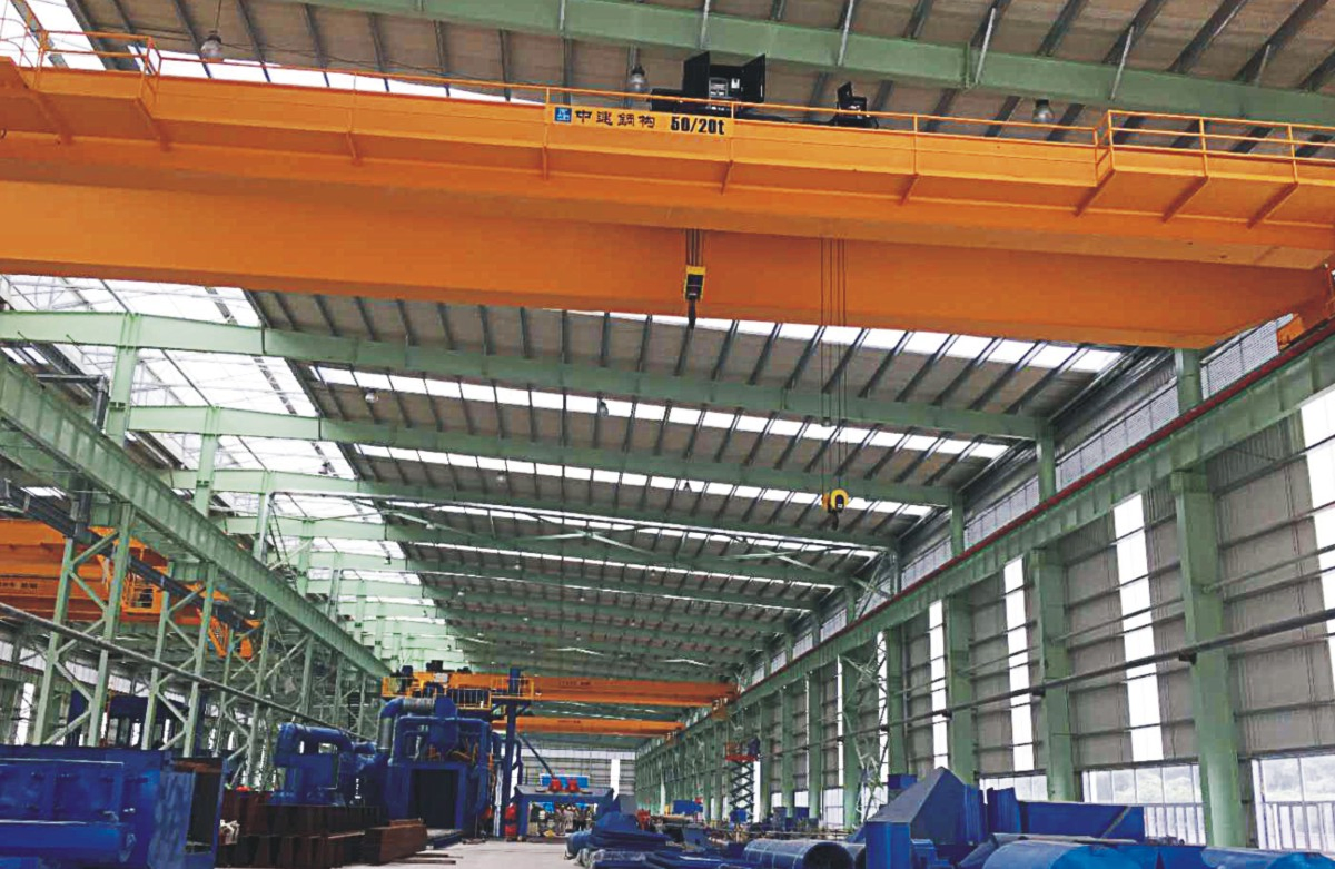 Reliable Industrial Lifting Equipment for Construction and Manufacturing