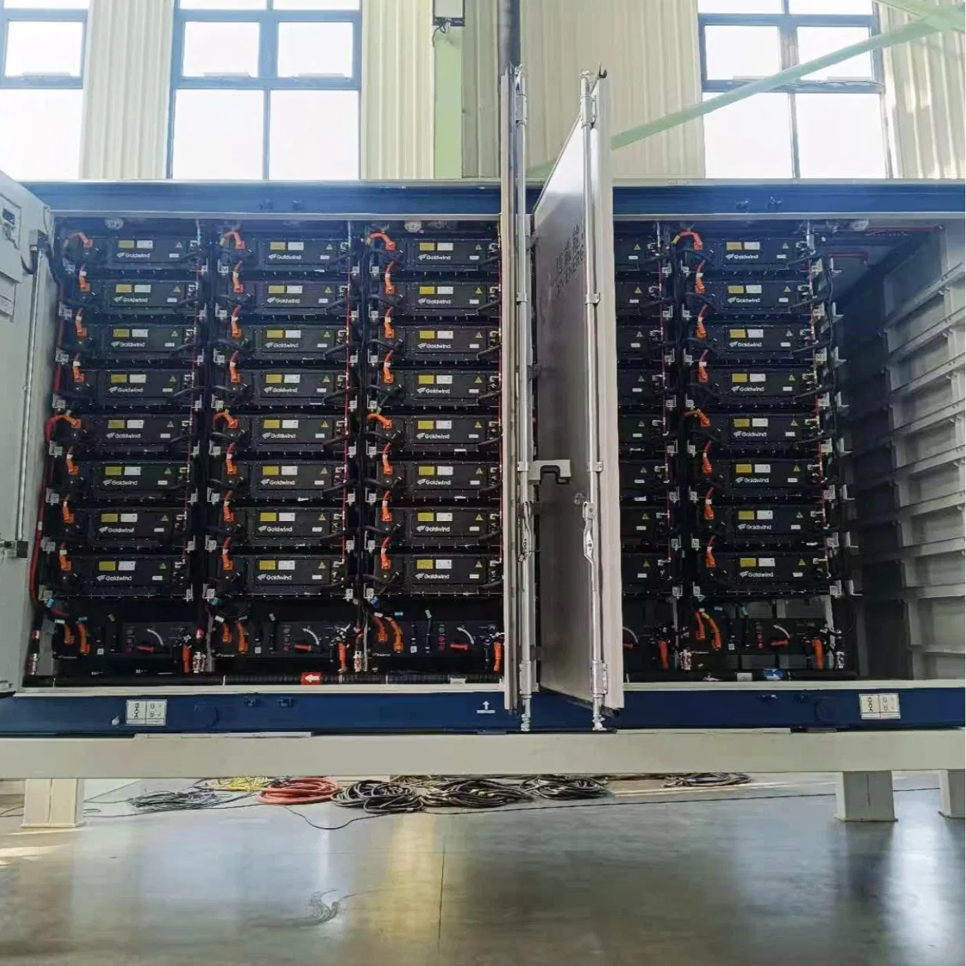 5mwh Containerized Bess Liquid Cooled Energy Storage Solution for Microgrid Projects