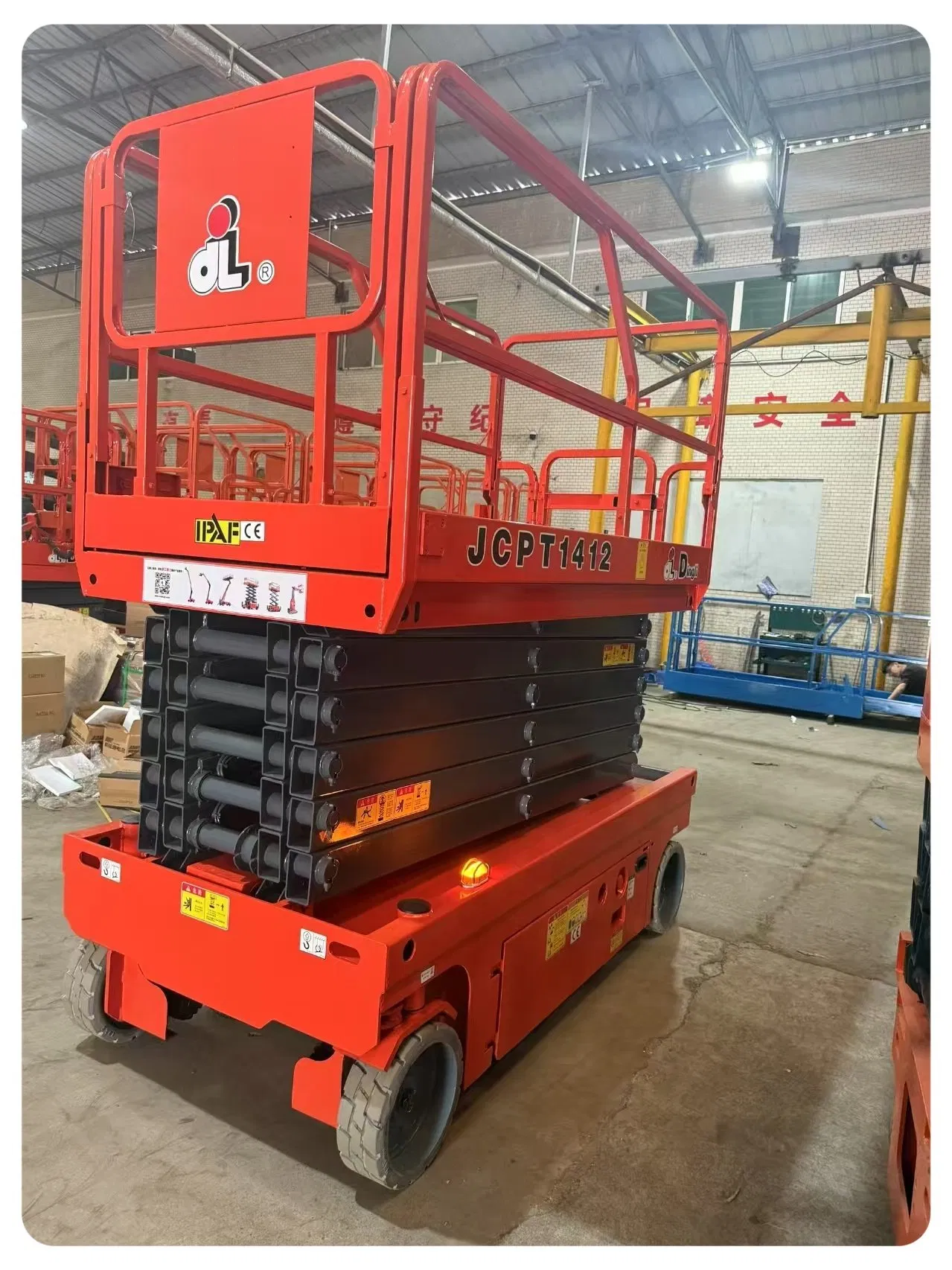 Premium Quality Mobile Work Platform for Elevated Tasks