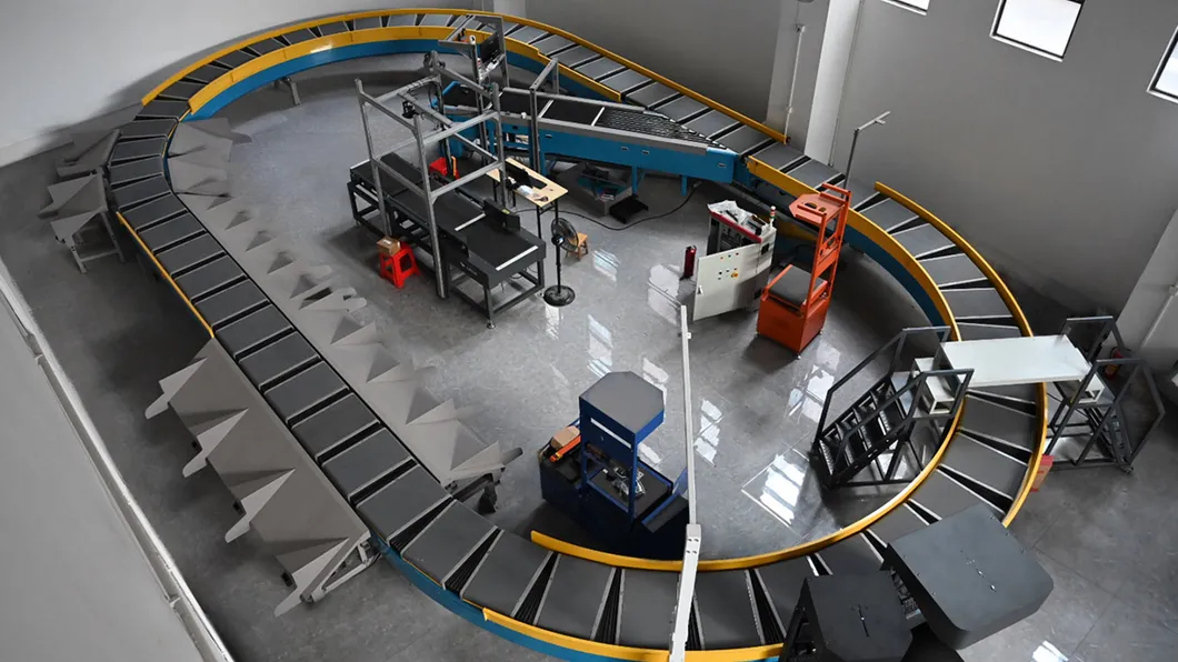 Loop Crossbelt Sorter Display 1