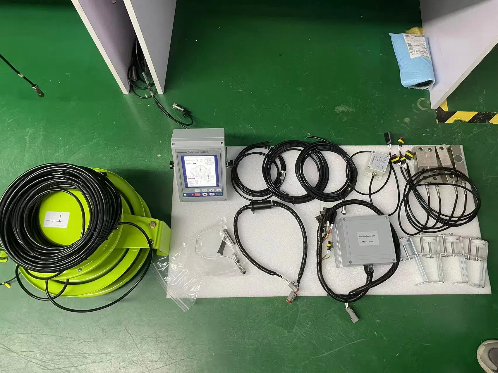 Aerial Work Platform Basket Weighing System