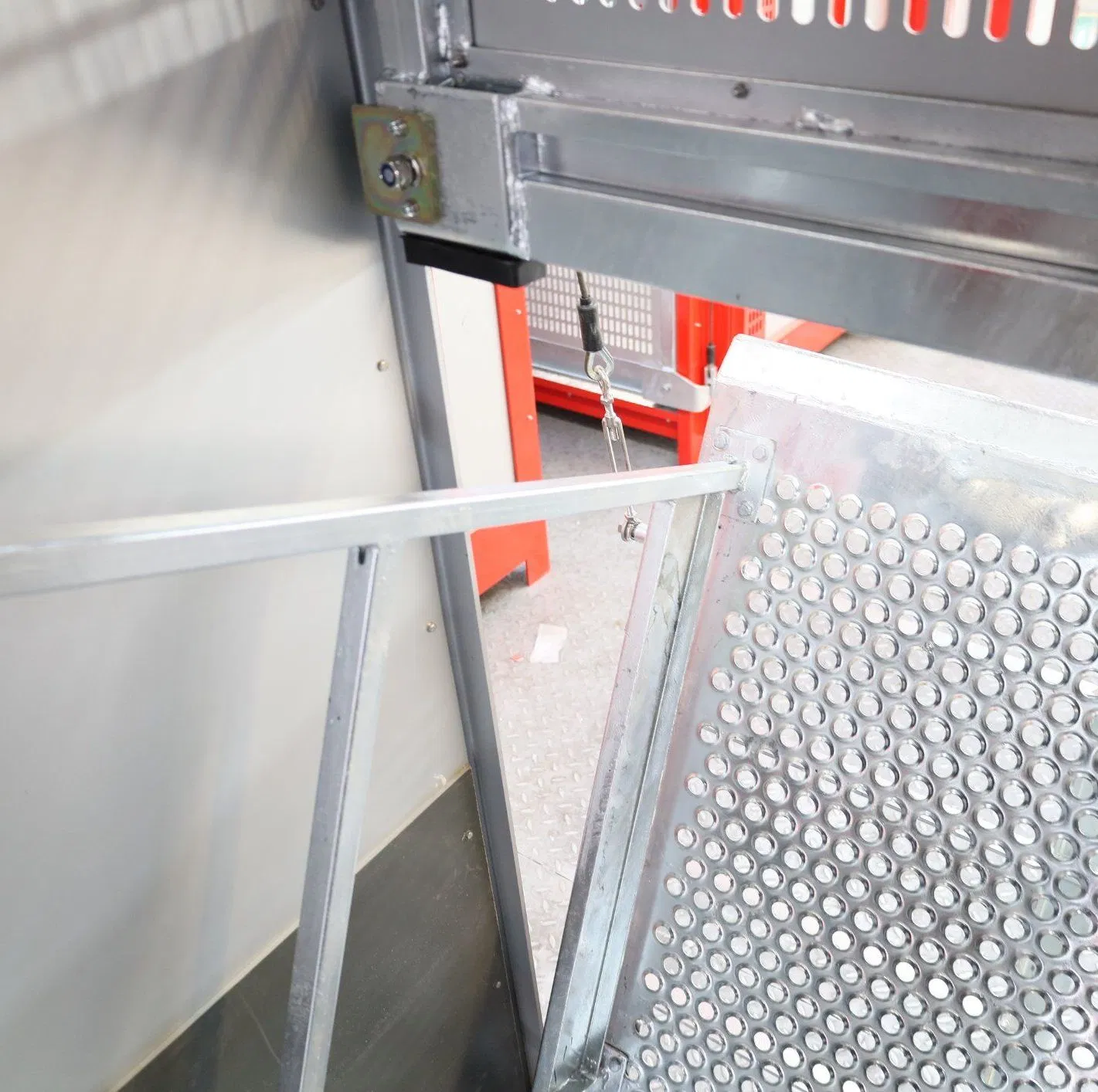 Versatile Sc120/120 Vertical Lifting Machine for Construction Projects