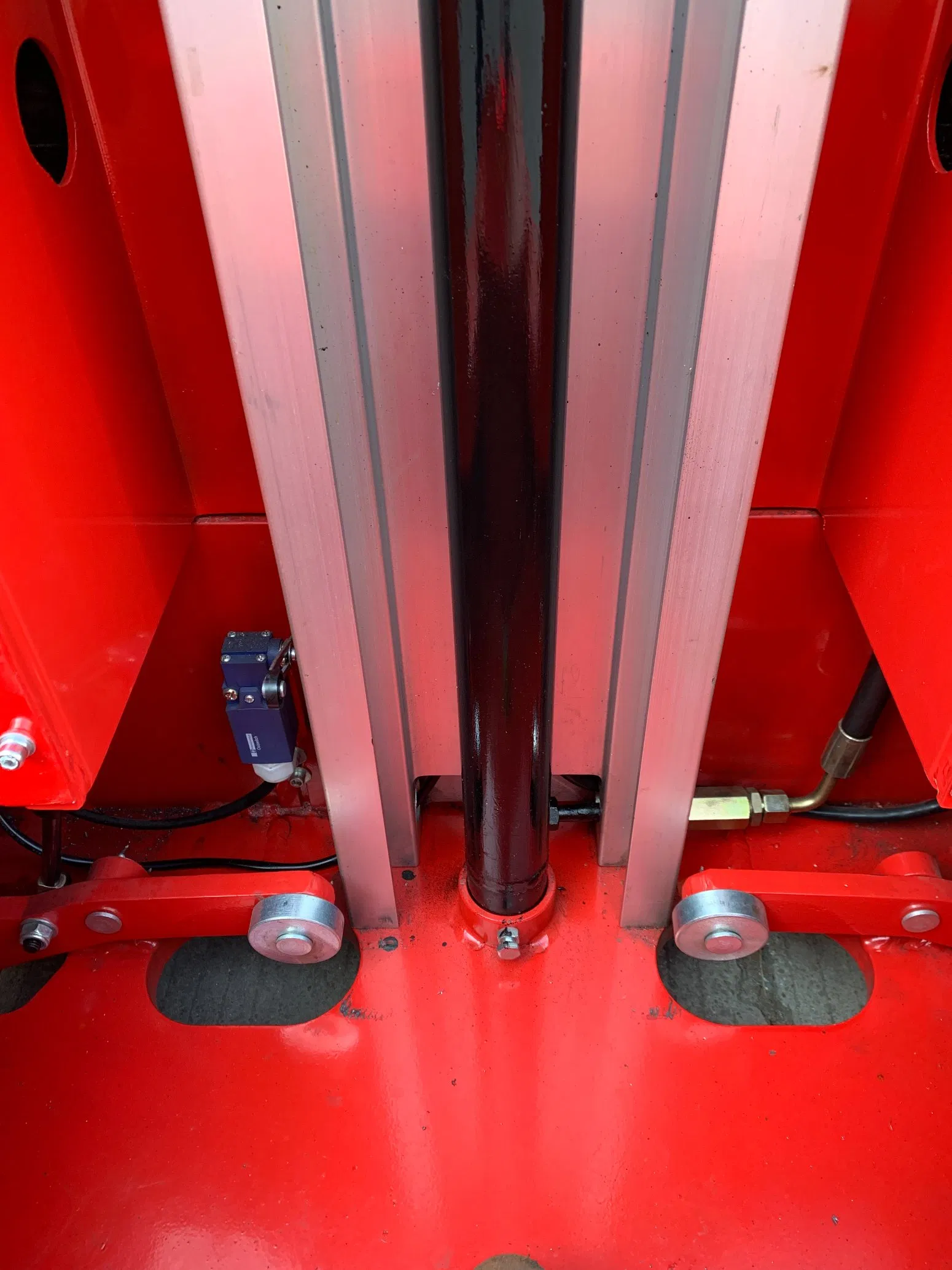 Self-Propelled Lifting Equipment for Working at Height