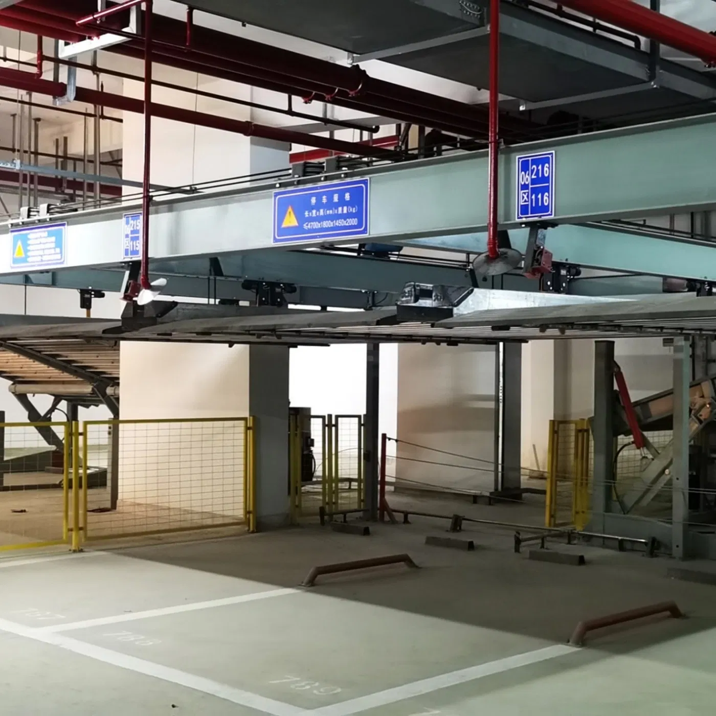 Four Column Parking Solution with Minimal Maintenance Requirements and Easy Service Access