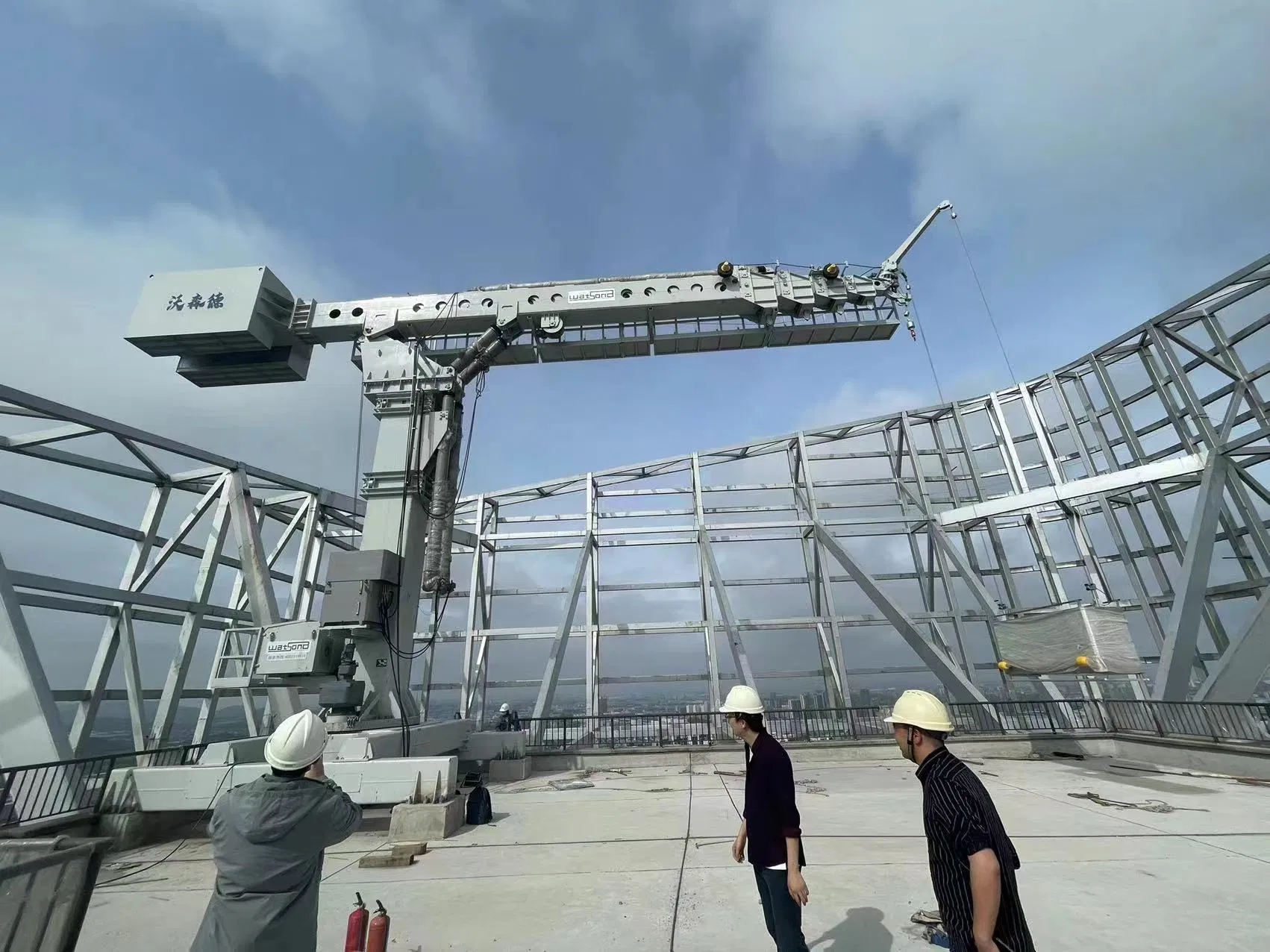 Professional Grade Electric Building Maintenance System /Telescopic Boom with Jacking Cylinder Luffing