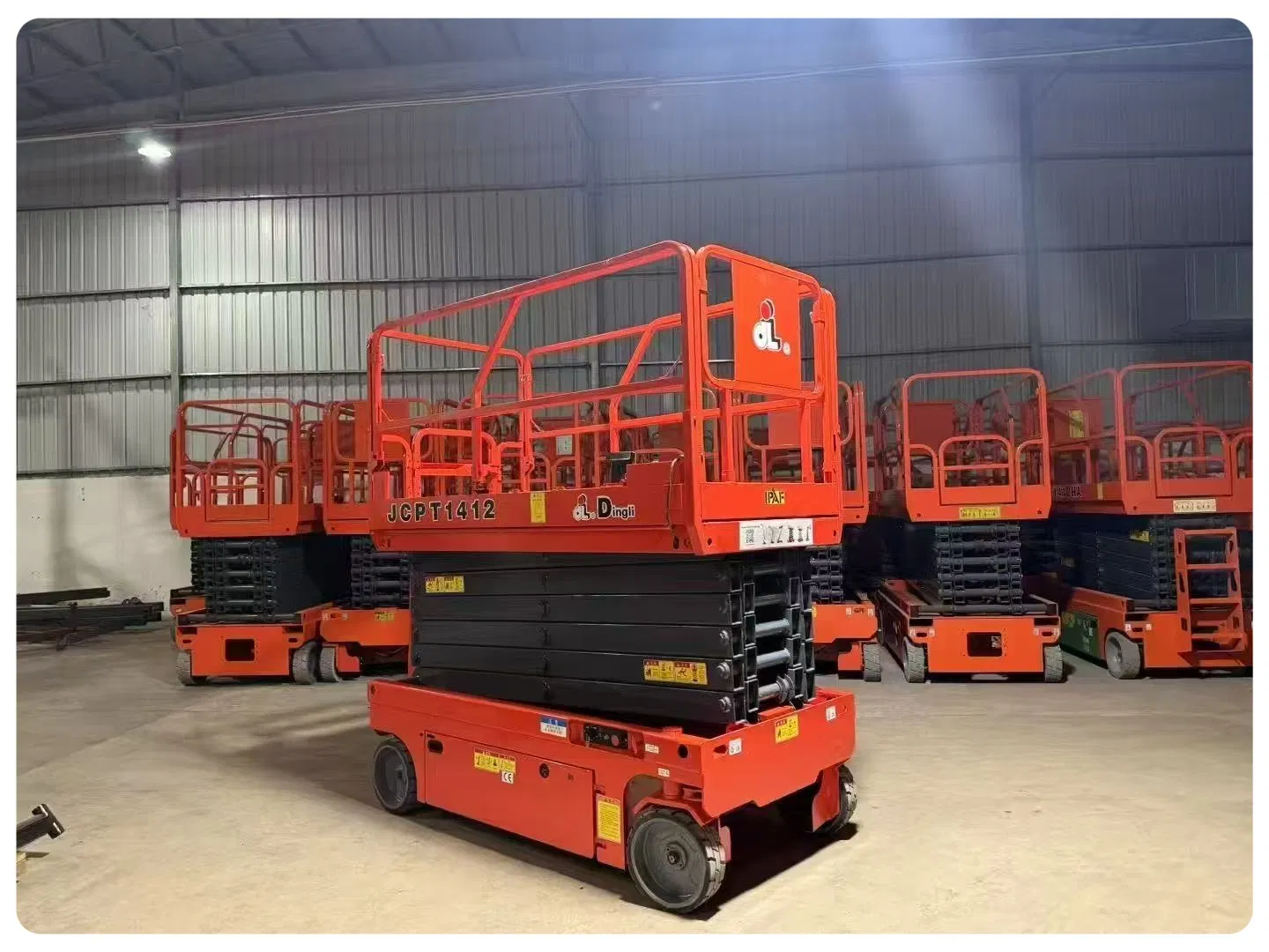 Premium Quality Mobile Work Platform for Elevated Tasks