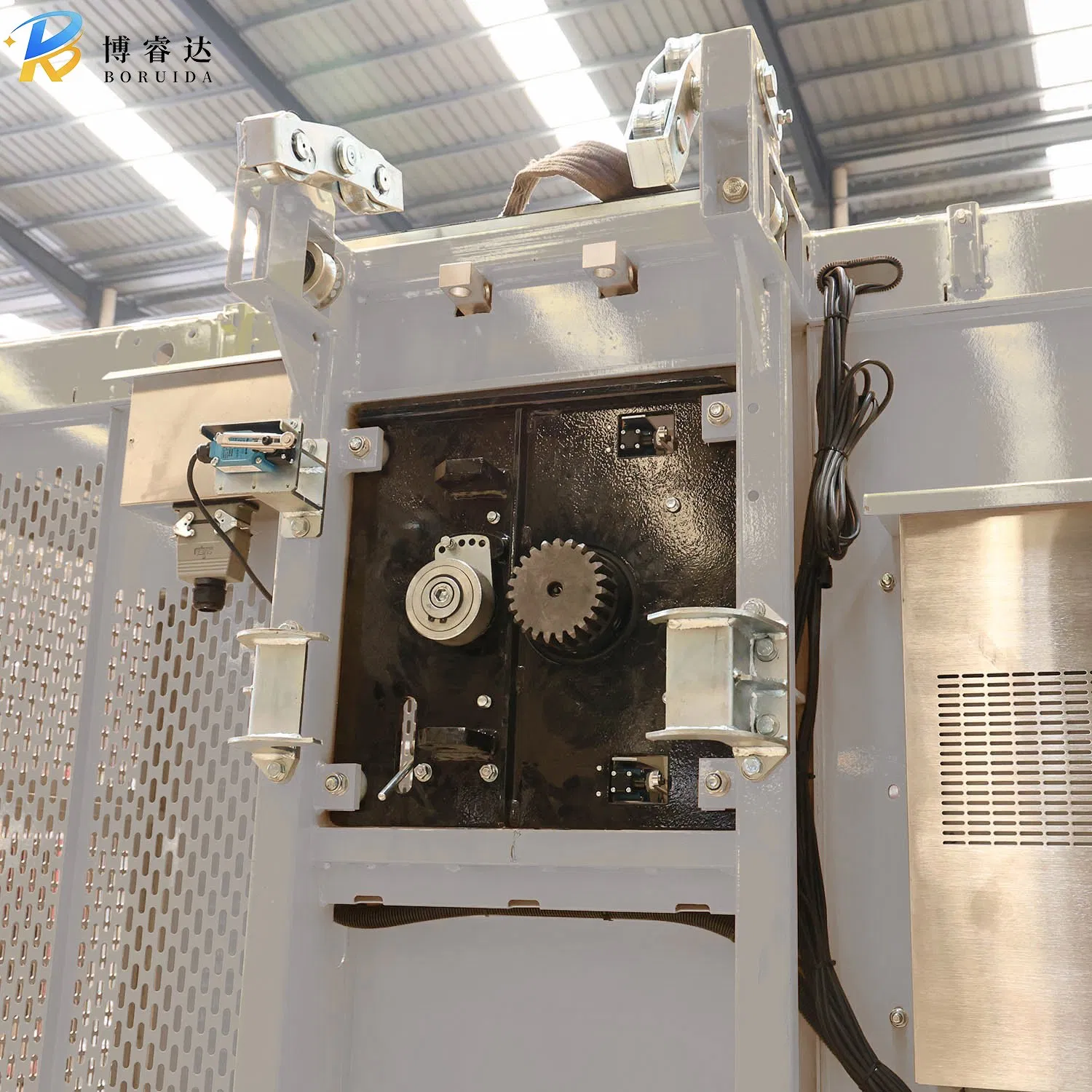 Twin Cage Construction Site Elevator 0-60 M/Min Sc200/200 2 Ton Lifting Equipment