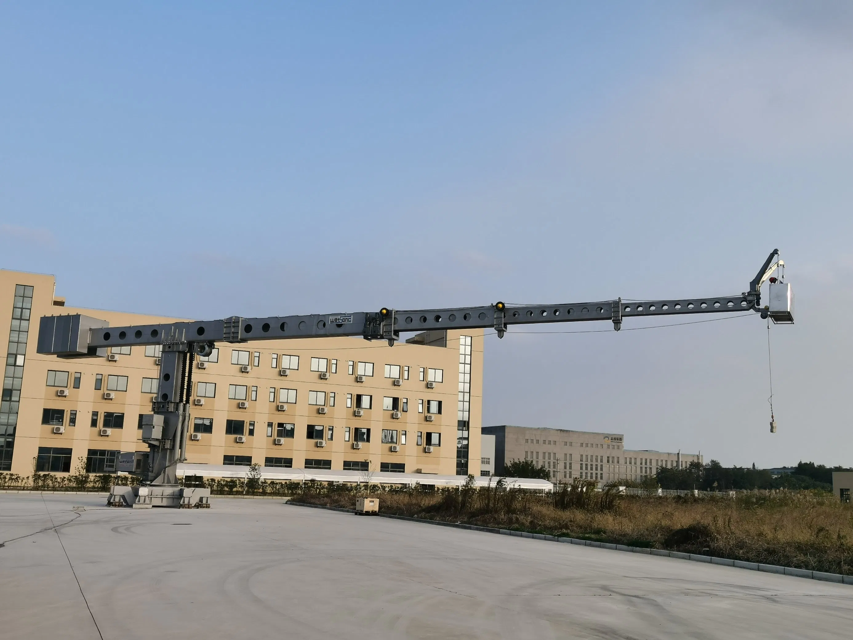 Telescopic Boom Type/Building Maintenance Equipment for Facade Glass Cleaning/Customized Bmu