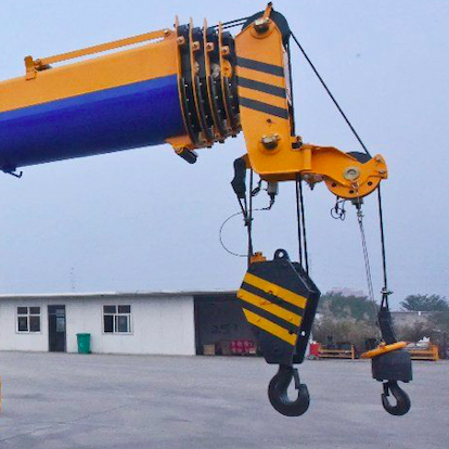 Heavy-Duty Lifting Equipment: Junton Mobile Crane Truck Solutions